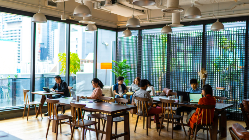 Descubra com Elias Assum Sabbag Junior como o coworking virtual pode impulsionar a jornada de novos empreendedores.